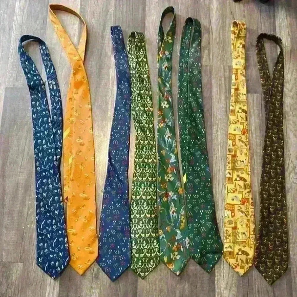Ferragamo ties - Picture 1 of 6